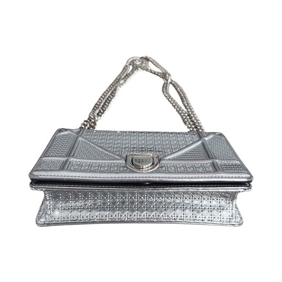 Dior metallic silver micro cannage leather Mini Diorama Shoulder bag - Picture 3 of 11